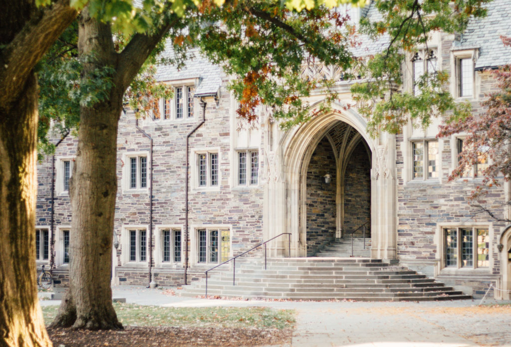 lightstock_274597_medium_luke